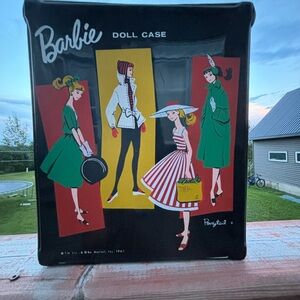 Valise vintage 1961 Barbie Doll Case ! Super condition! (B)